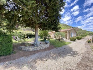 Jardines del alojamiento