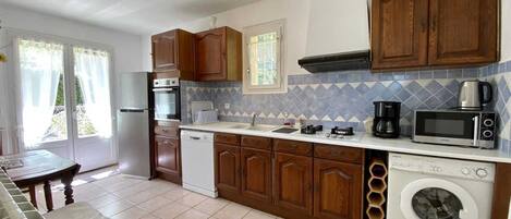 Microondas y lavavajillas