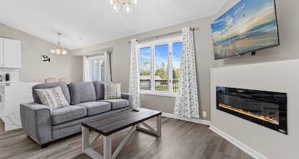 4B Modern Home in Eagan