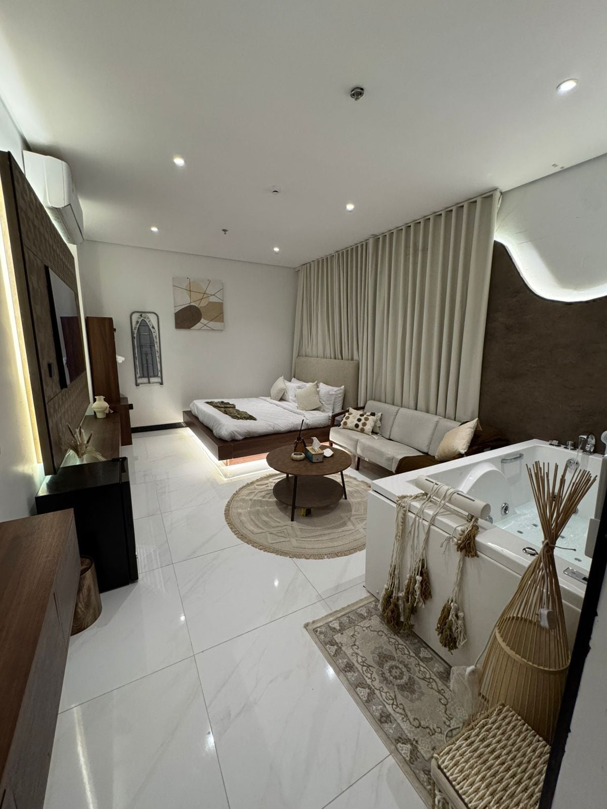 Luxury Studio, Goss 4 with Jaccuzi | Strykejern/-brett og wi-fi (inkludert)