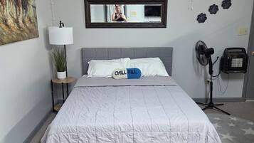 1 bedroom, iron/ironing board, WiFi, bed sheets