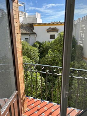 Interior - 2BR Cathedral & Giralda Views, Rooftop Terrace! (Sevilla)