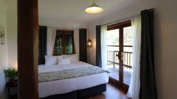 Deluxe Cabin, Balcony, Mountain View | Free WiFi