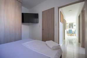 3 Schlafzimmer, Bügeleisen/Bügelbrett, WLAN, Bettwäsche