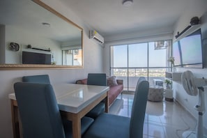 Living area - Horizonte Caribeño Vista al Mar High Floor p29 (Torices)