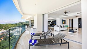 Terrace/patio - Ocean Serenity – Avalon Spa & Luxury Escape 508- 507 (Puerto Vallarta)