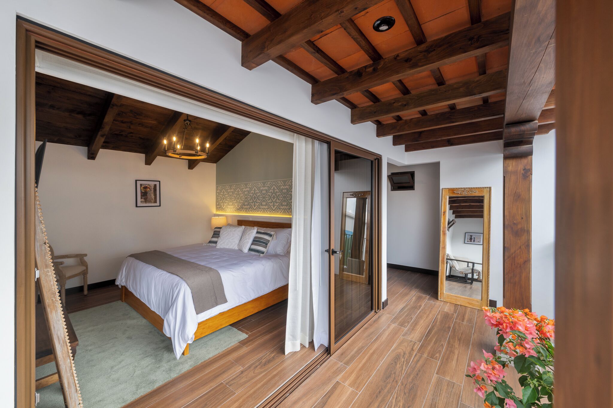 3 chambres, fer et planche à repasser, accès Internet, draps fournis