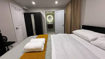 1 bedroom, WiFi, bed sheets