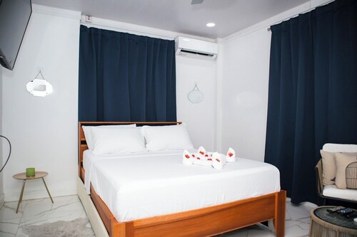 Charming 2-bedroom villa in Linden with AC