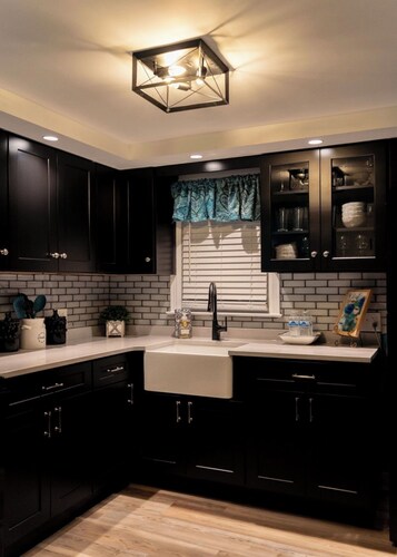 Downtown Lancaster~”A Sweet Suite” New Listing!