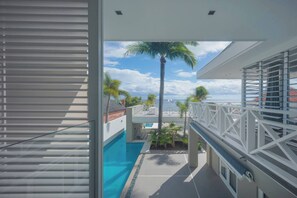Villa, 4 Bedrooms, Private Pool, Garden View | Balcony - Villa Ora di Oro - by Mi Cuna Stays Collection (Willemstad)
