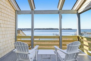 Property grounds - Jack's Hideout - Incredible Soundfront Sunset View! (Kill Devil Hills)