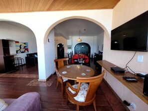 Interior - Copacabana Oceanfront • 3 Spacious Bedrooms • Incredible Ocean View (Rio de Janeiro)
