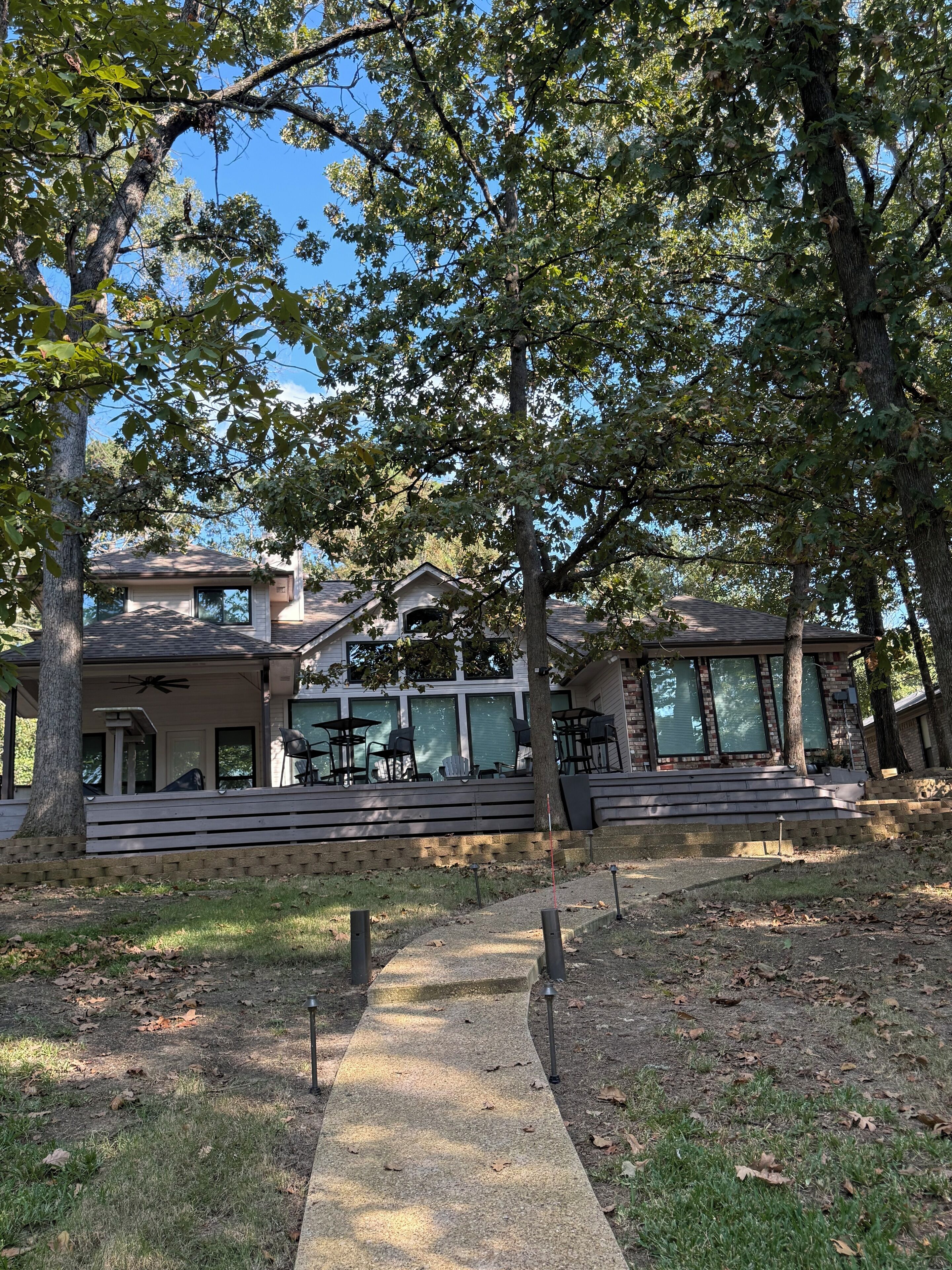 المنطقة المحيطة بالمنشأة