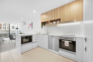 Fridge, microwave, oven, stovetop - Light Filled 2BDR Loft in Kingston with Parking (Kingston)