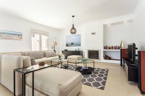 Smart TV, fireplace - Blue Heaven Luxury V5 (Porches)