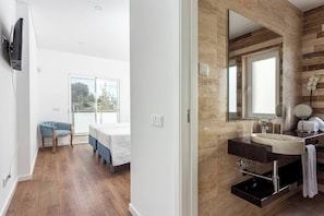 4 Schlafzimmer, Bügeleisen/Bügelbrett, kostenloses WLAN, Bettwäsche