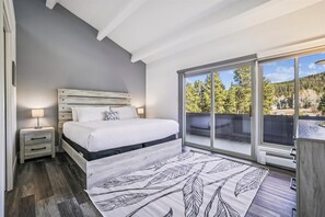2 Schlafzimmer, Schreibtisch, kostenloses WLAN, Bettwäsche