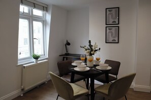Dineren