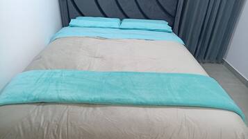 2 slaapkamers, een strijkplank/strijkijzer, wifi