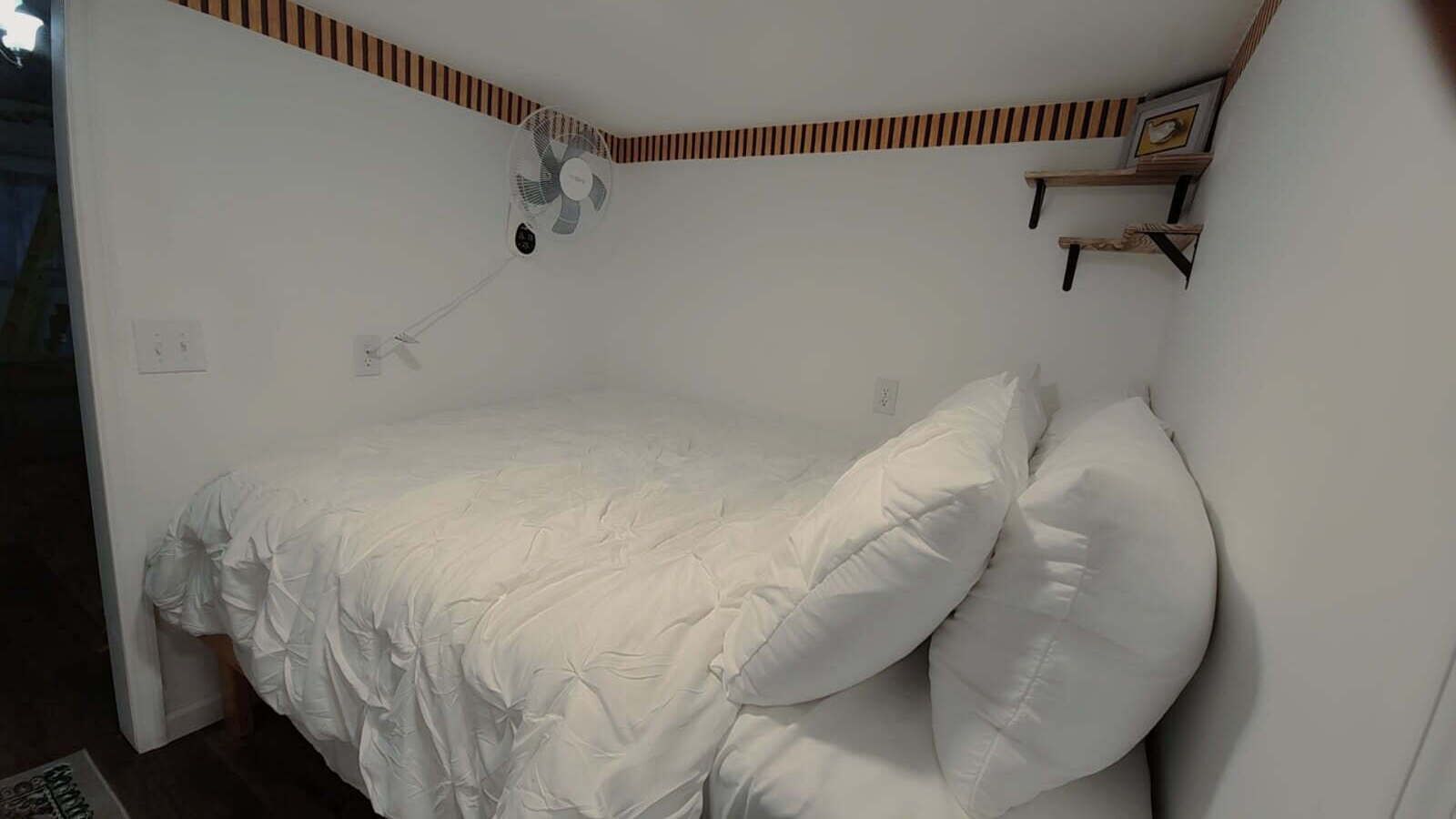 1 bedroom, iron/ironing board, free WiFi, bed sheets