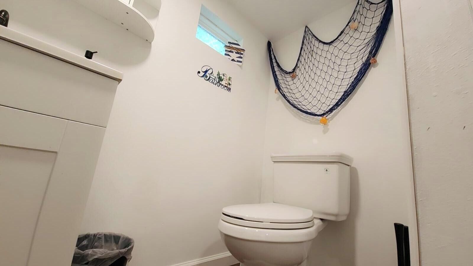 Dusche, Haartrockner, Bidet, Handtücher