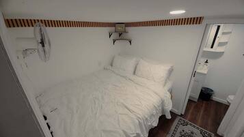 1 quarto, ferros/tábuas de passar roupa, Wi-Fi, roupa de cama