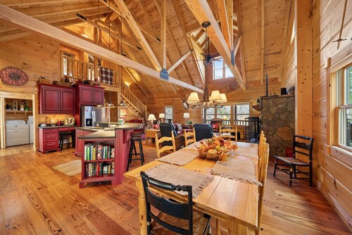 Log Cabin Near Skiing–Sugars Cozy Cabin