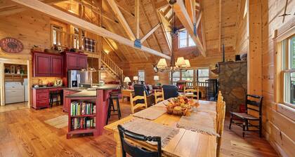 Log Cabin Near Skiing–Sugars Cozy Cabin