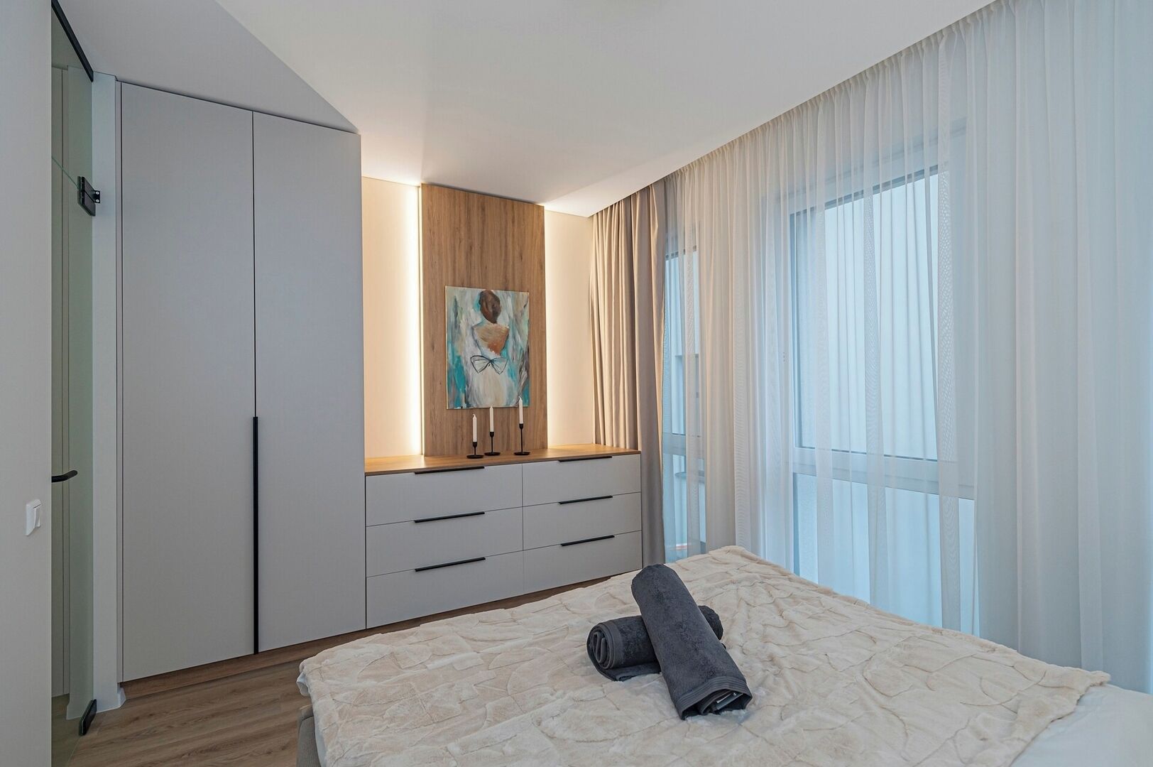 1 chambre, bureau, fer et planche à repasser, Wi-Fi