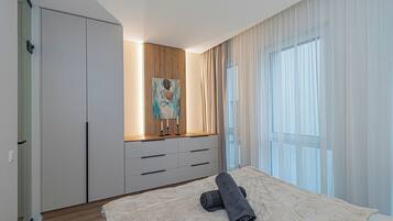 1 camera, una scrivania, ferro/asse da stiro, Wi-Fi