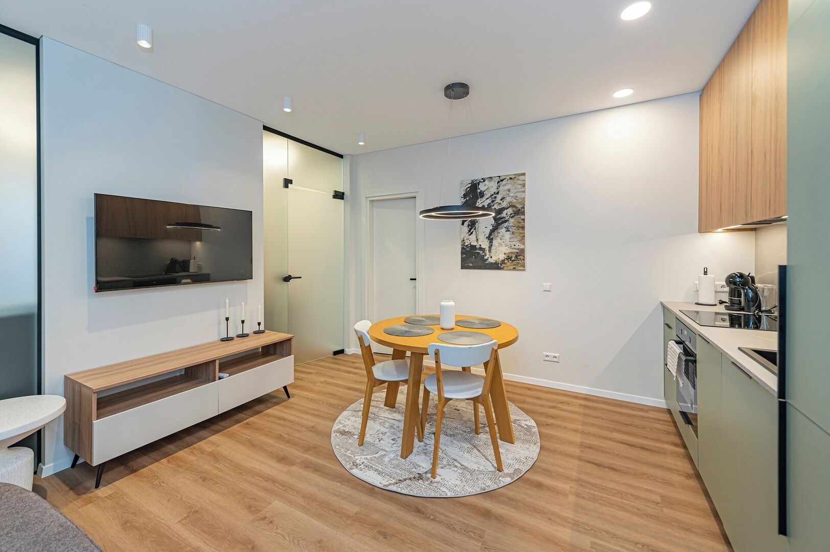 Kühlschrank, Ofen, Herdplatte, Geschirrspüler