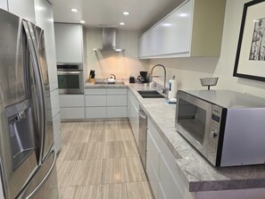 Fridge, microwave, oven, stovetop - Stunning Beachside Ocean View Unit-CS70 (Hollywood)