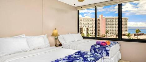 4 chambres, fer et planche à repasser, lit de bébé portatif, Wi-Fi