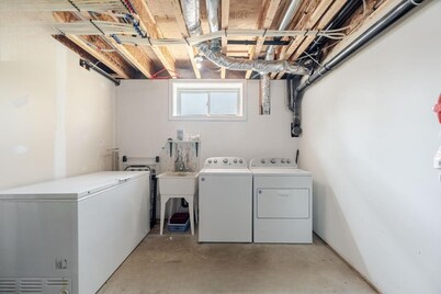 Bright Family Haven – Quiet Rockland Hideaway