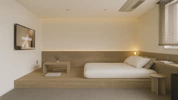 Chambre Double, 1 grand lit, non-fumeurs, salle de bains privée | Bureau, espace de travail pour ordinateur portable, Wi-Fi gratuit