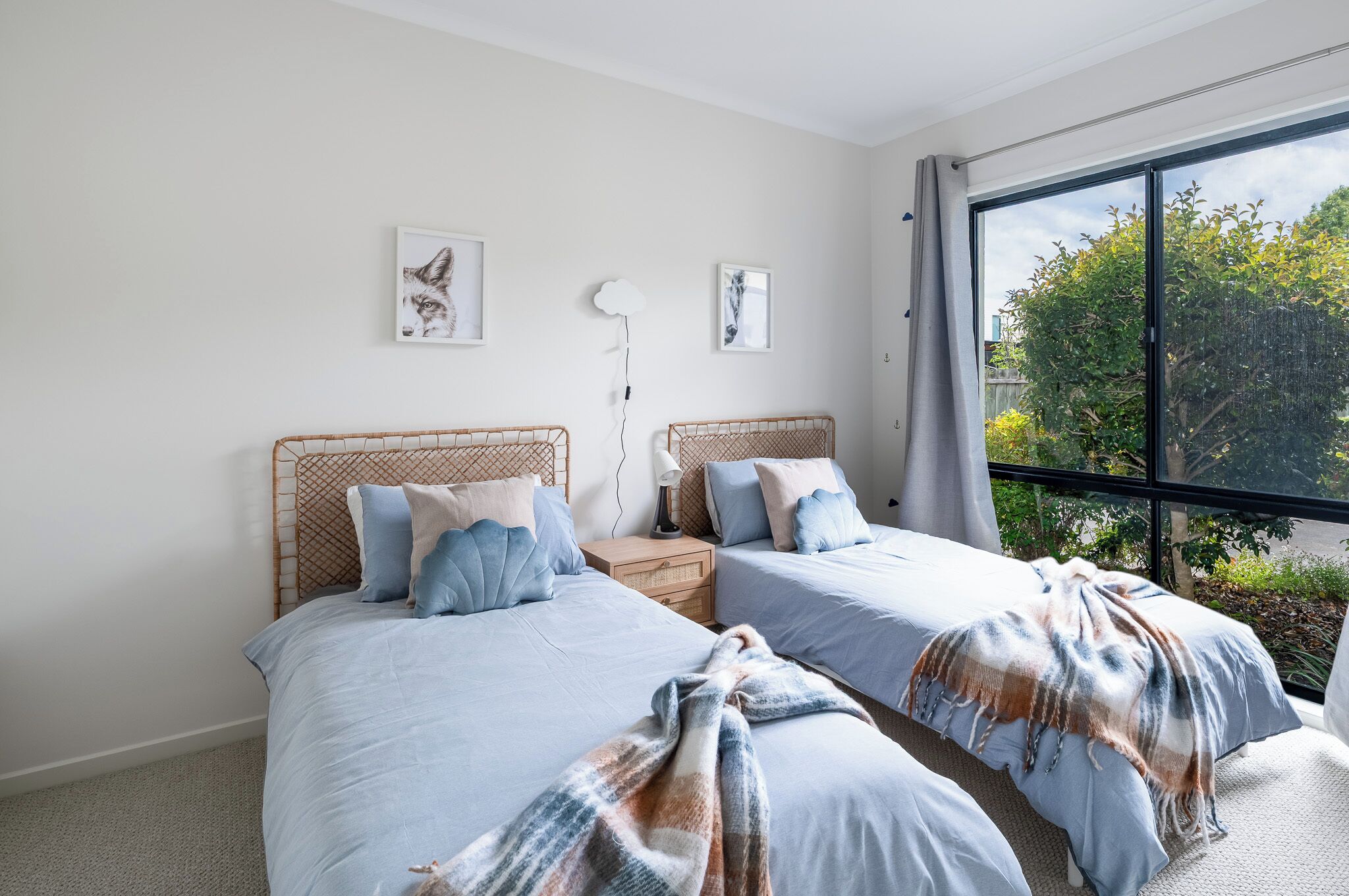 Schreibtisch, Bügeleisen/Bügelbrett, kostenloses WLAN, Bettwäsche