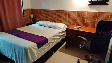 Standard Double Room | Free WiFi