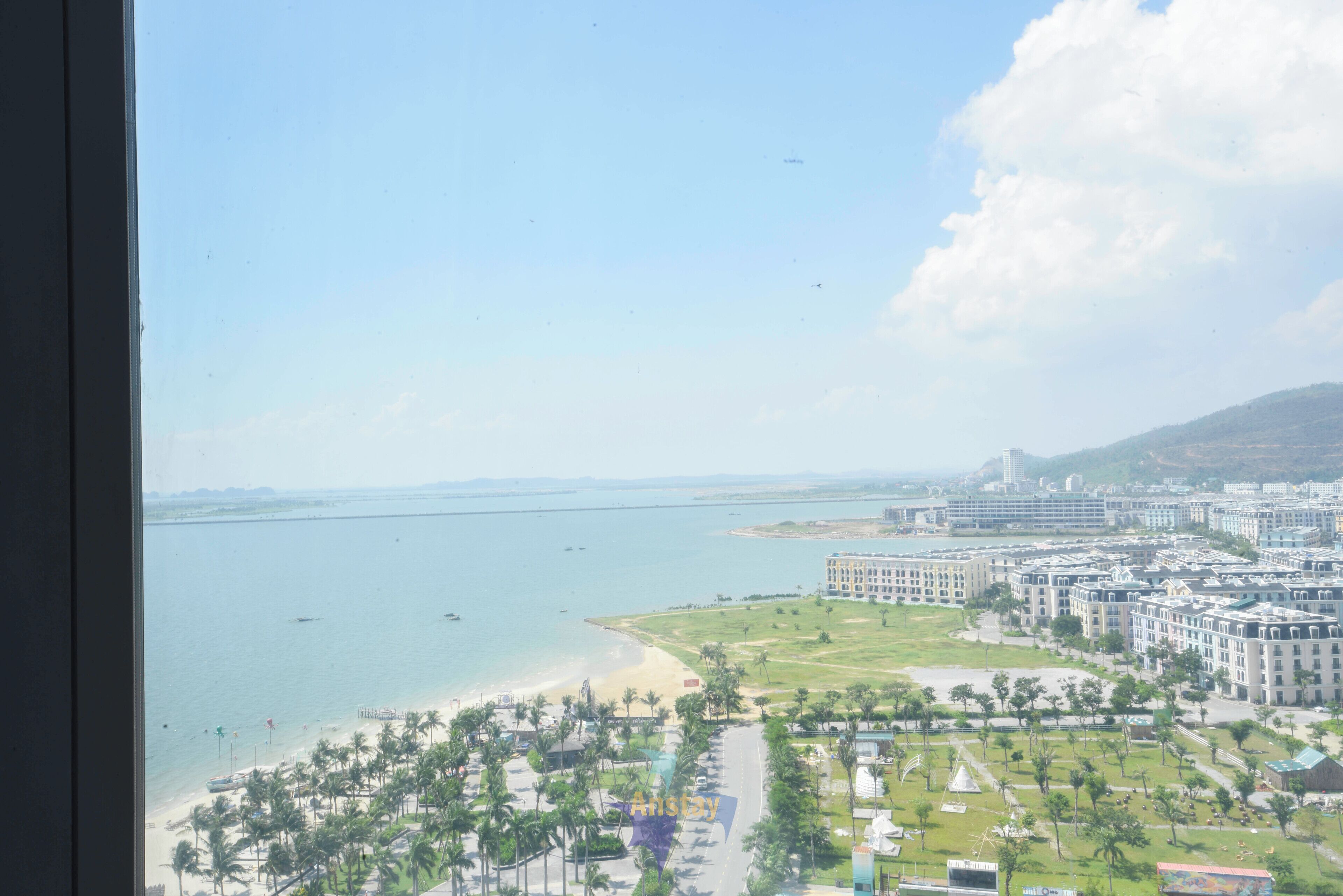 Beach/ocean view