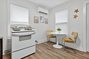 Interior - Affordable & Private Studio (Pensacola)