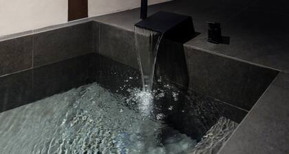 Suwon Haenggung-dong Revora Hotel