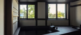 水原行宫洞 Revora 酒店