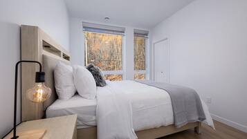 Iron/ironing board, WiFi