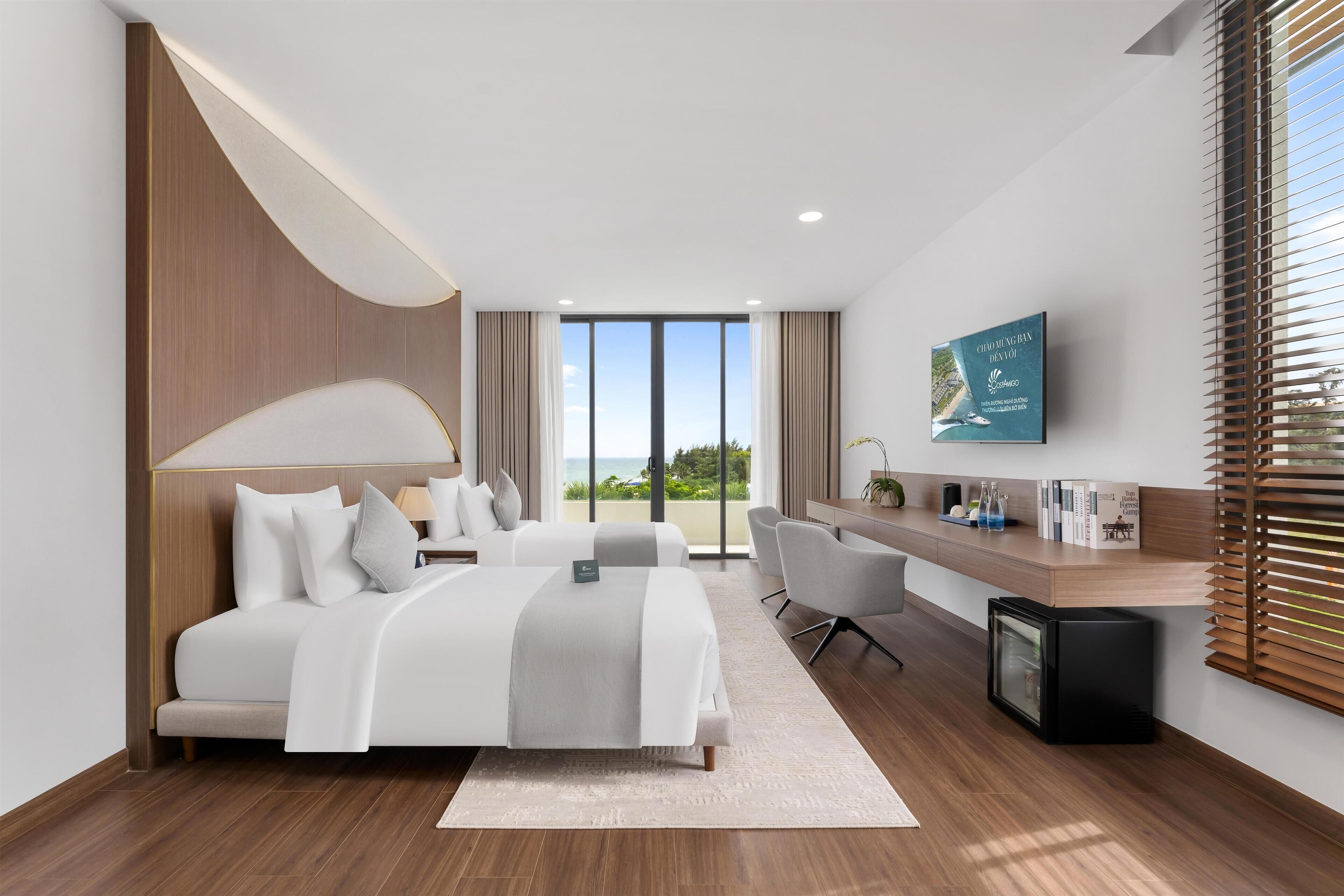 Standard Villa, Non Smoking, Kitchen (Living Room) | Minibar, in-room safe, desk, blackout curtains