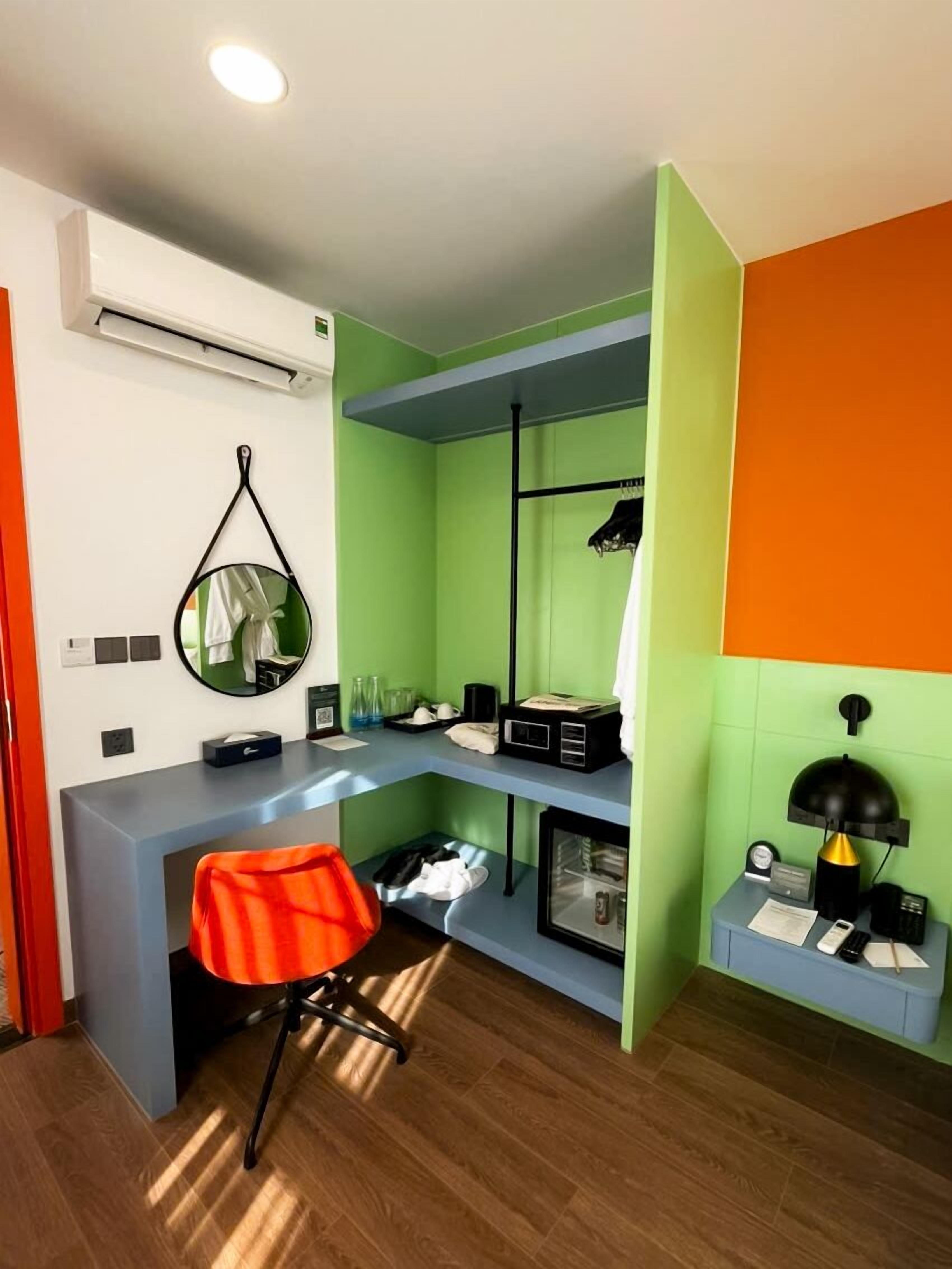 Minibar, in-room safe, desk, soundproofing