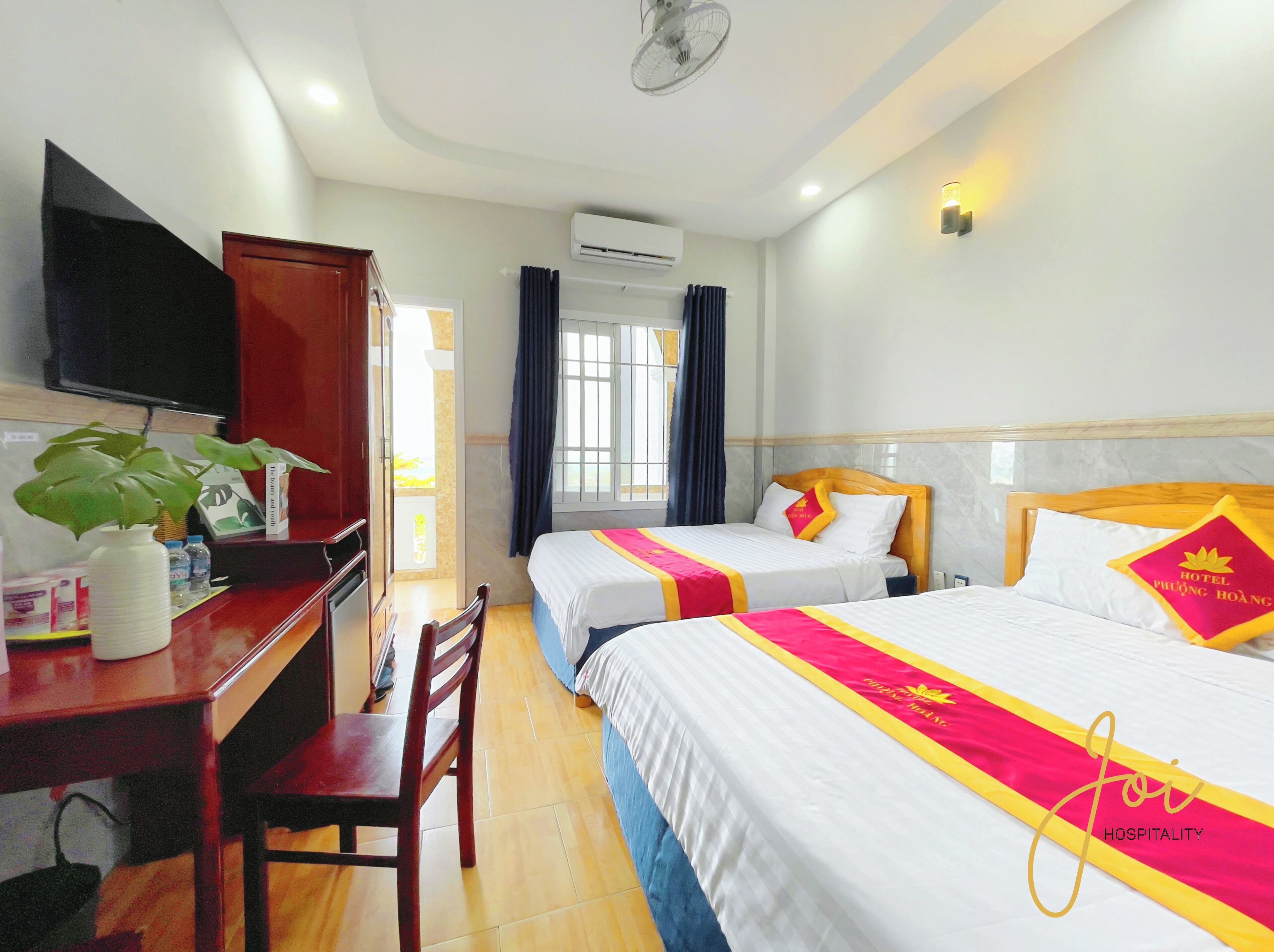 Family Double Room, Balcony, Beach View