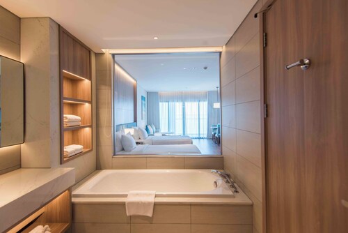 OceanView Hạ Long • Large Balcony • TwinBed