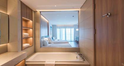 OceanView Hạ Long • Large Balcony • TwinBed