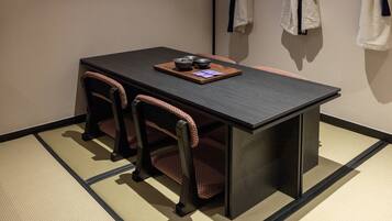 Desk, laptop workspace, free WiFi, bed sheets