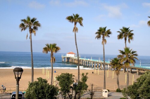 The Nest Manhattan Beach, Partial Ocean View